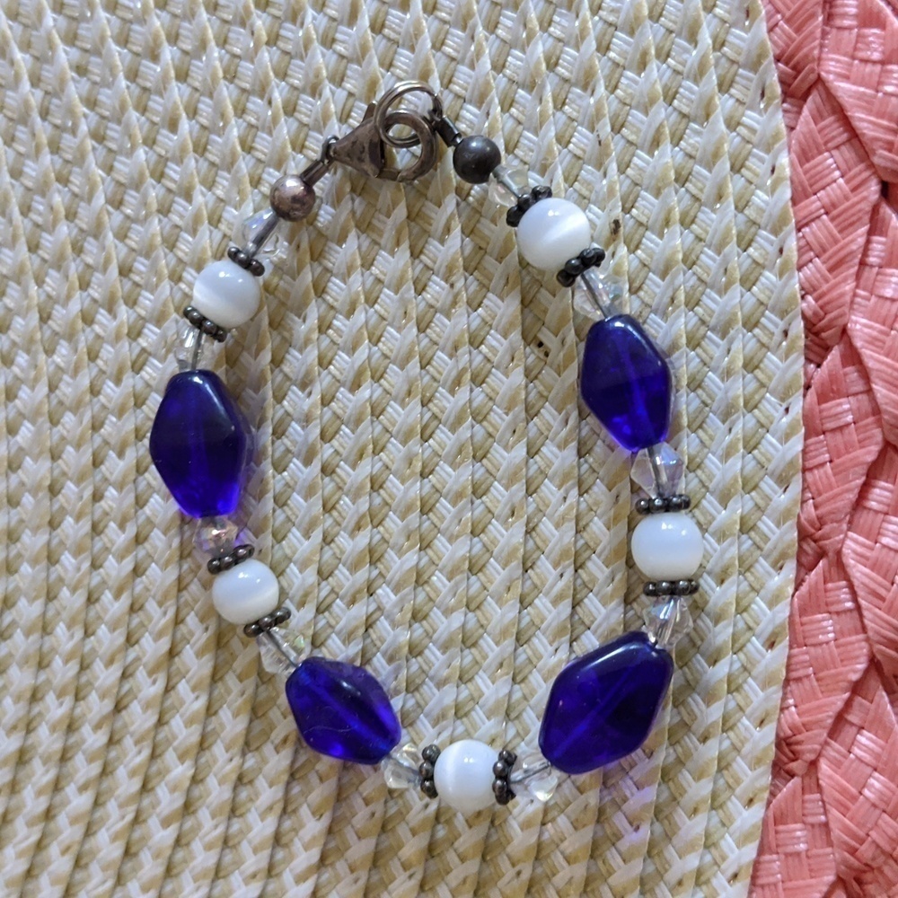 Child's beaded bracelet clasp smaller wrist size